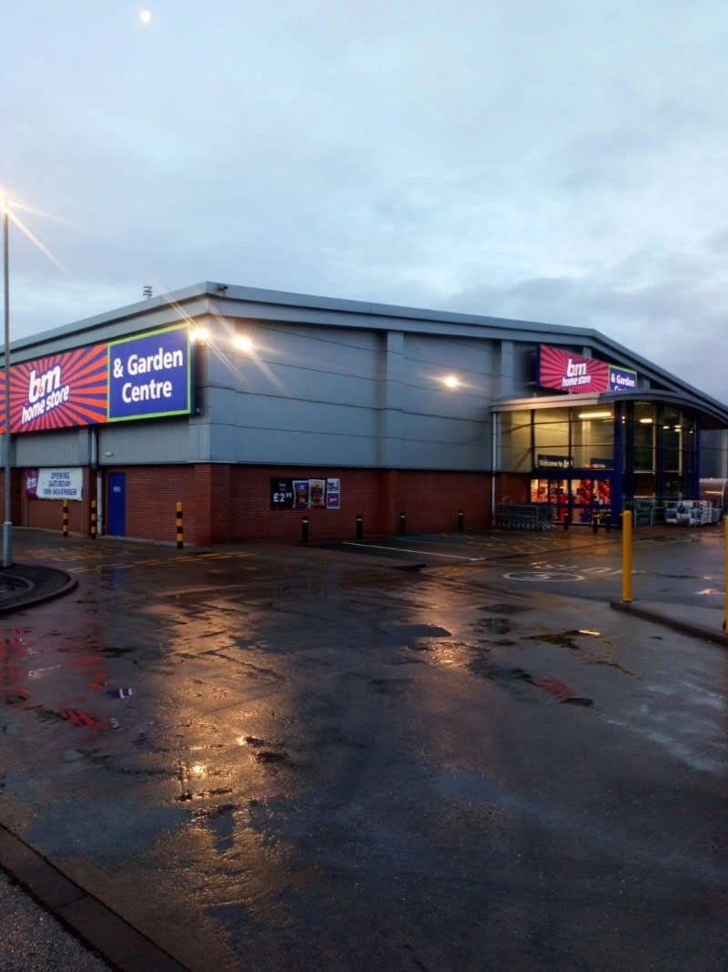 b&m market drayton